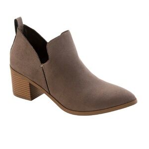 Sun + Stone Yuni Taupe Ankle Booties